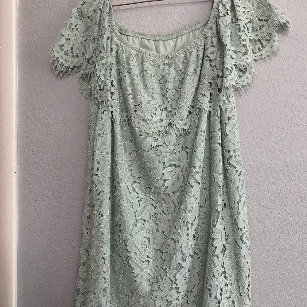 Lace dress